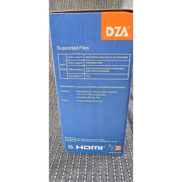 DZA LED Portable and Compact Projector - Picture 3 of 4